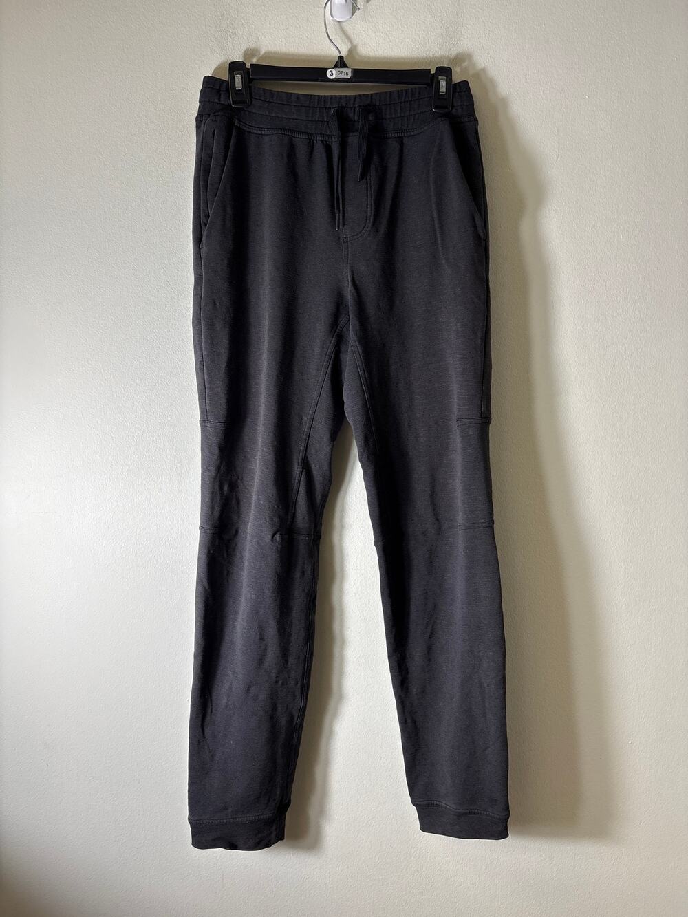 Men's Lululemon Charcoal Gray Athletic Joggers -No Size Tag